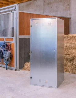 Armoire de sellerie type Western